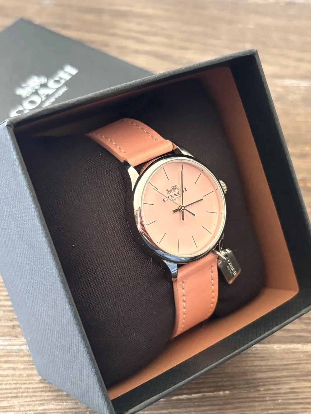 COACH Women's Ruby Quartz Watch - Blush Pink Silver Tone 32mm EUC